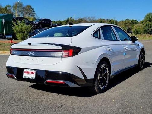 2026 Hyundai SONATA SEL