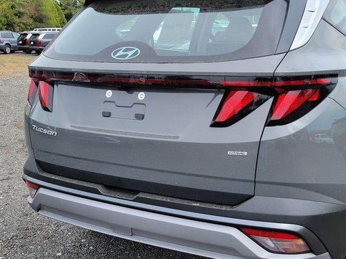 Hampton Gray 2026 Hyundai TUCSON SE