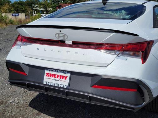 2025 Hyundai ELANTRA Sport