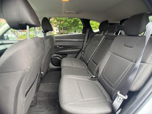 Quartz White 2022 Hyundai TUCSON SEL