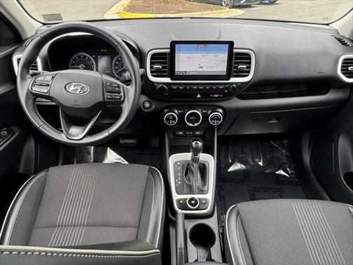2022 Hyundai VENUE Limited