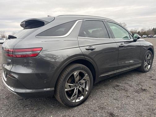 2024 Genesis Electrified GV70 Advanced AWD