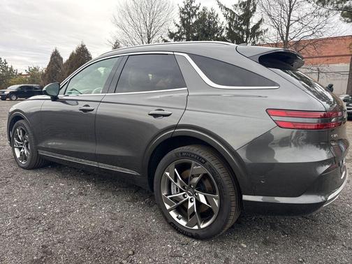 2024 Genesis Electrified GV70 Advanced AWD