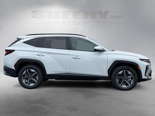 Creamy White Pearl 2026 Hyundai TUCSON Hybrid SEL