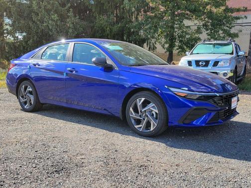 2025 Hyundai ELANTRA Sport