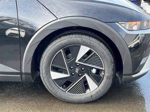 2026 Hyundai IONIQ 5 SE