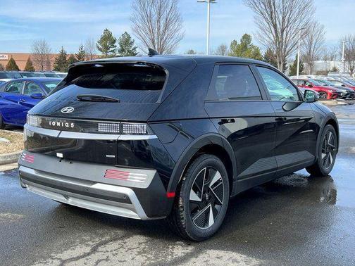 2026 Hyundai IONIQ 5 SE