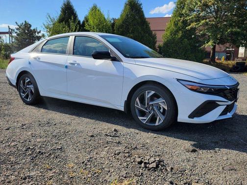 2025 Hyundai ELANTRA Sport