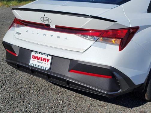 2025 Hyundai ELANTRA Sport