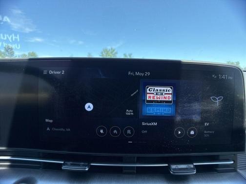 Atlas White 2024 Hyundai KONA EV SEL