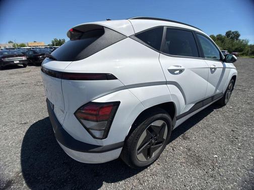 Atlas White 2024 Hyundai KONA EV SEL