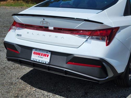 2025 Hyundai ELANTRA Sport