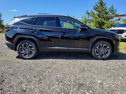 2025 Hyundai TUCSON Hybrid Limited