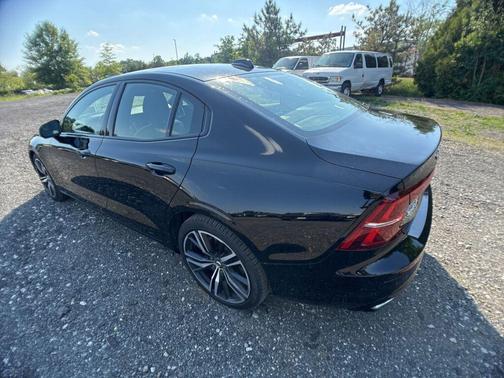 Black Stone 2021 Volvo S60 T5 R-Design