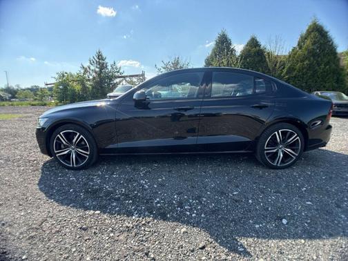 Black Stone 2021 Volvo S60 T5 R-Design