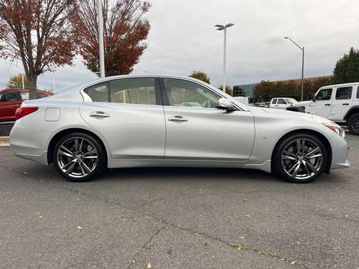 2015 INFINITI Q50 Sport
