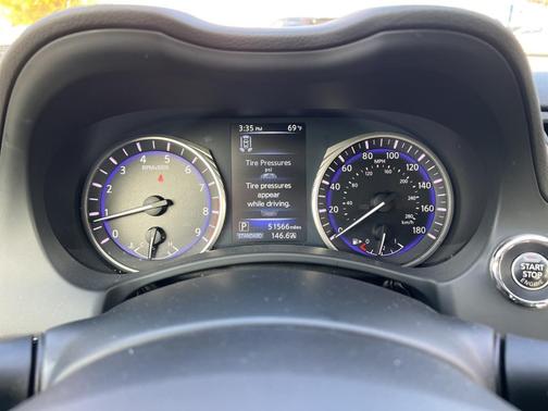 2015 INFINITI Q50 Sport