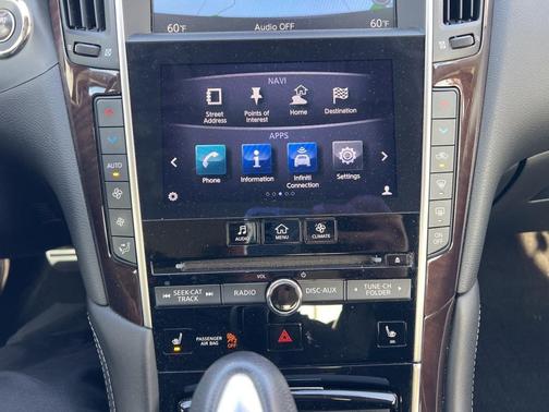 2015 INFINITI Q50 Sport