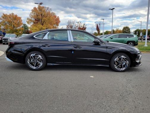 2026 Hyundai SONATA SEL