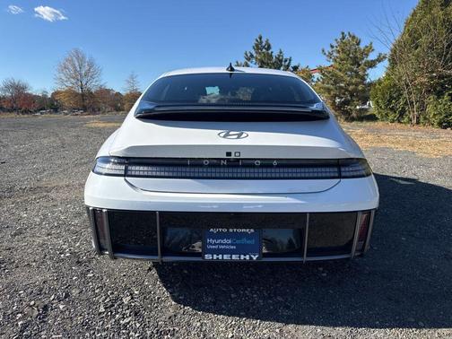 2023 Hyundai IONIQ 6 SE