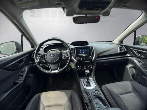 Ice Silver Metallic 2021 Subaru Crosstrek Premium