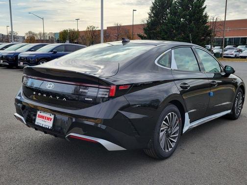 2026 Hyundai SONATA Hybrid SE