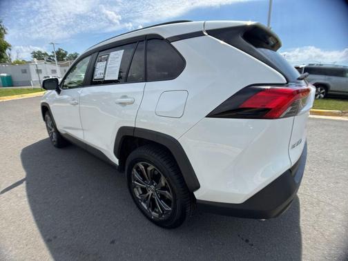 Super White 2019 Toyota RAV4 LE