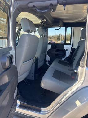 2010 Jeep Wrangler Unlimited Sahara