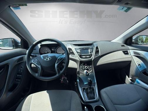 Shale Gray Metallic 2016 Hyundai ELANTRA SE