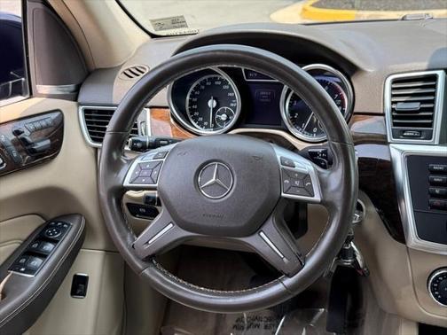 2014 Mercedes-Benz M-Class 4MATIC