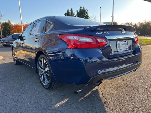 2016 Nissan Altima 2.5 SR