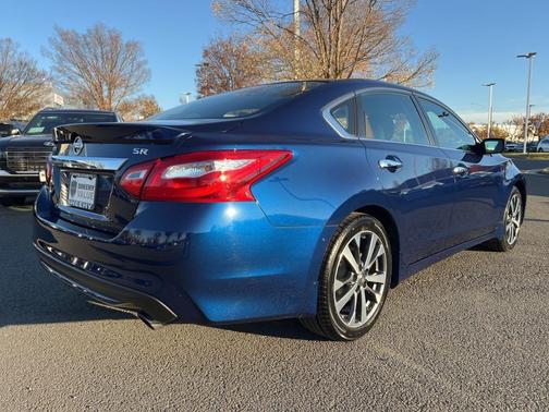 2016 Nissan Altima 2.5 SR