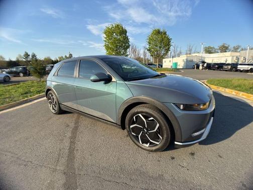 Digital Teal 2023 Hyundai IONIQ 5 SEL