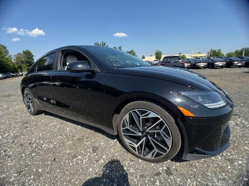 Onyx Black 2024 Hyundai IONIQ 6 SEL