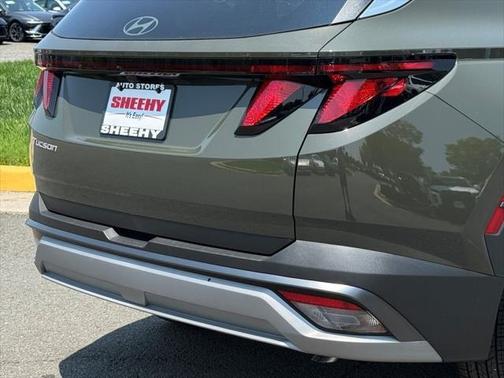 2025 Hyundai TUCSON SEL