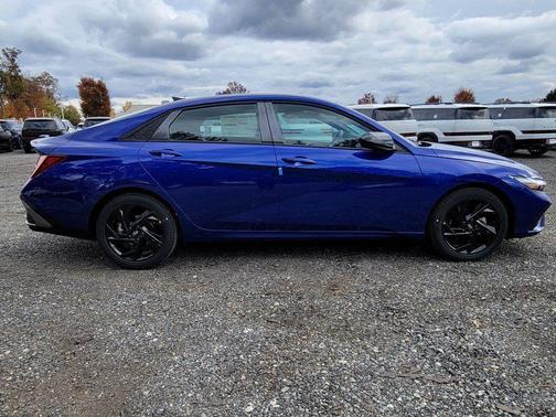 2026 Hyundai ELANTRA Sport