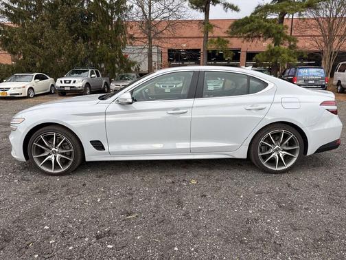 2023 Genesis G70 2.0T AWD