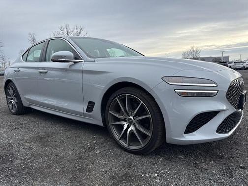 2023 Genesis G70 2.0T AWD