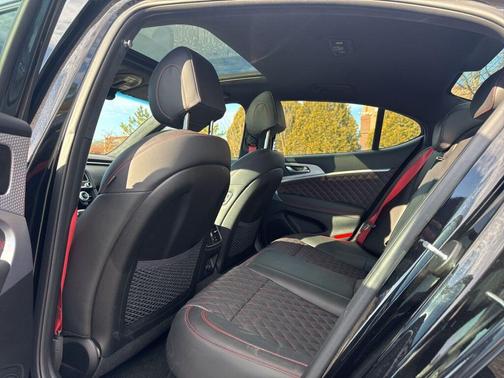 2023 Genesis G70 3.3T AWD