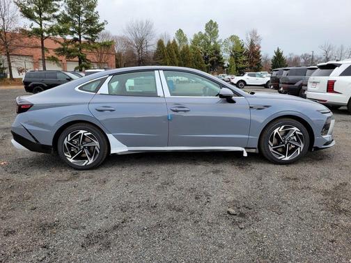 2026 Hyundai SONATA SEL