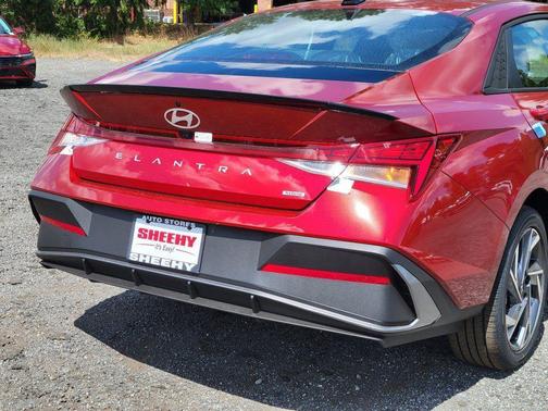 2025 Hyundai ELANTRA HEV SEL Sport