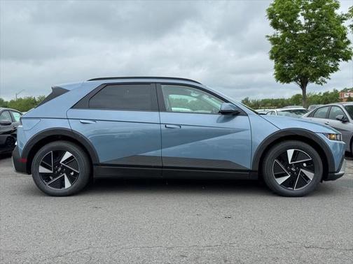 2025 Hyundai IONIQ 5 SEL