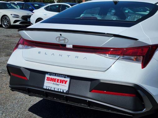 2025 Hyundai ELANTRA Sport