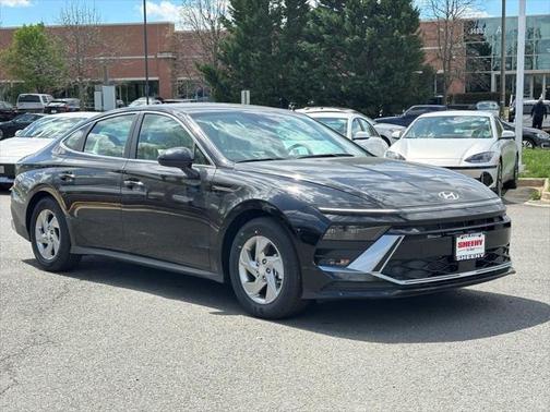 2025 Hyundai SONATA SE