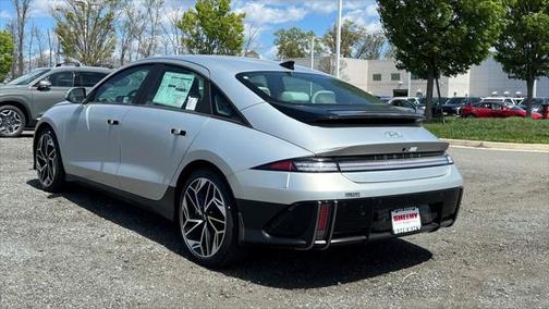 2025 Hyundai IONIQ 6 SE