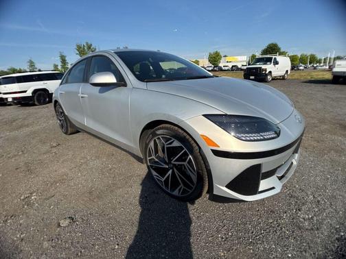 Gravity Gold Matte 2024 Hyundai IONIQ 6 SEL