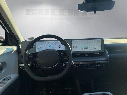 2024 Hyundai IONIQ 5 SE Standard Range