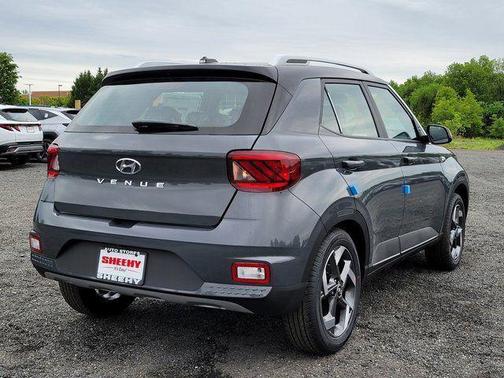 Ecotronic Gray w/Black Roof 2026 Hyundai VENUE SEL w/Two-Tone Roof