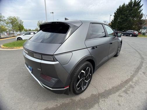 Shooting Star (Matte Gray) 2023 Hyundai IONIQ 5 SEL