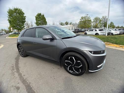 Shooting Star (Matte Gray) 2023 Hyundai IONIQ 5 SEL